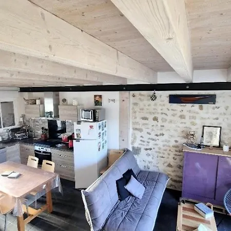 Maison En Pierre Au Centre Bourg - 6 Pers. - Fr-1-879-6 *