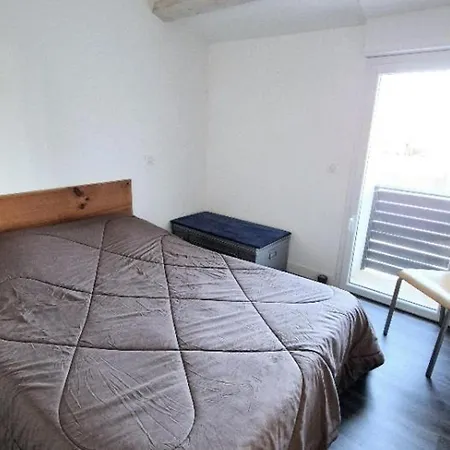 Maison En Pierre Au Centre Bourg - 6 Pers. - Fr-1-879-6 *